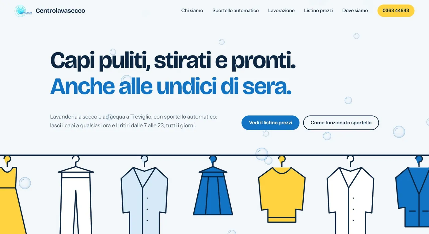 Il nuovo sito di Centrolavasecco: titolo grande, pulsanti per il listino e capi appesi con i prezzi